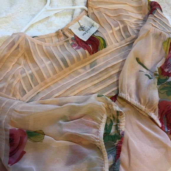 Anthropologie/One Fine Day Tea Rose Blouse - Picture 4 of 8